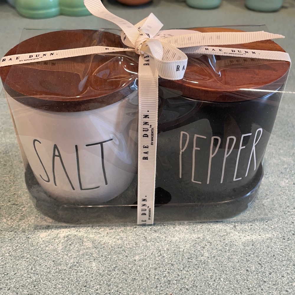 Rae Dunn Salt & Pepper Cellars